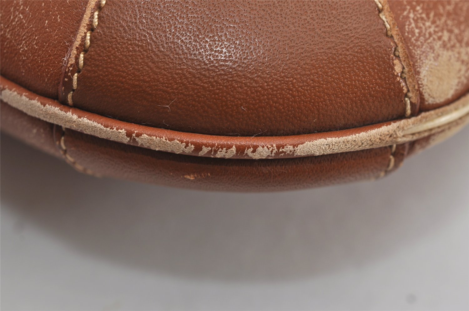 Authentic GUCCI Vintage Shoulder Cross Body Bag Purse Leather Brown 4438J