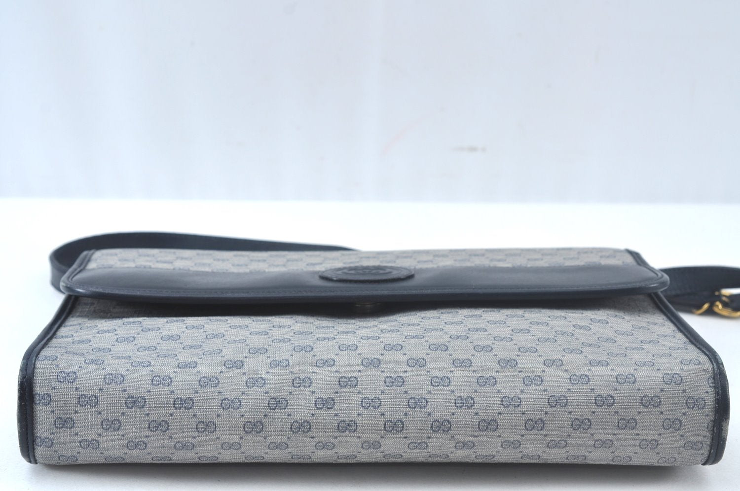 Authentic GUCCI Micro GG PVC Leather Shoulder Cross Bag Navy Blue Junk 4439J