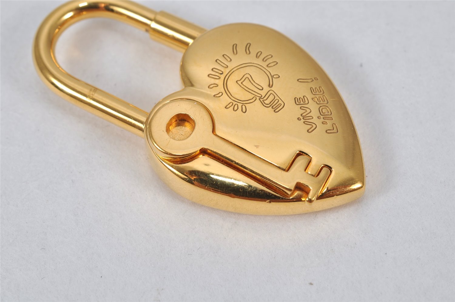 Authentic HERMES Cadena Padlock Le fantasie Heart Gold Plating Junk 4439K