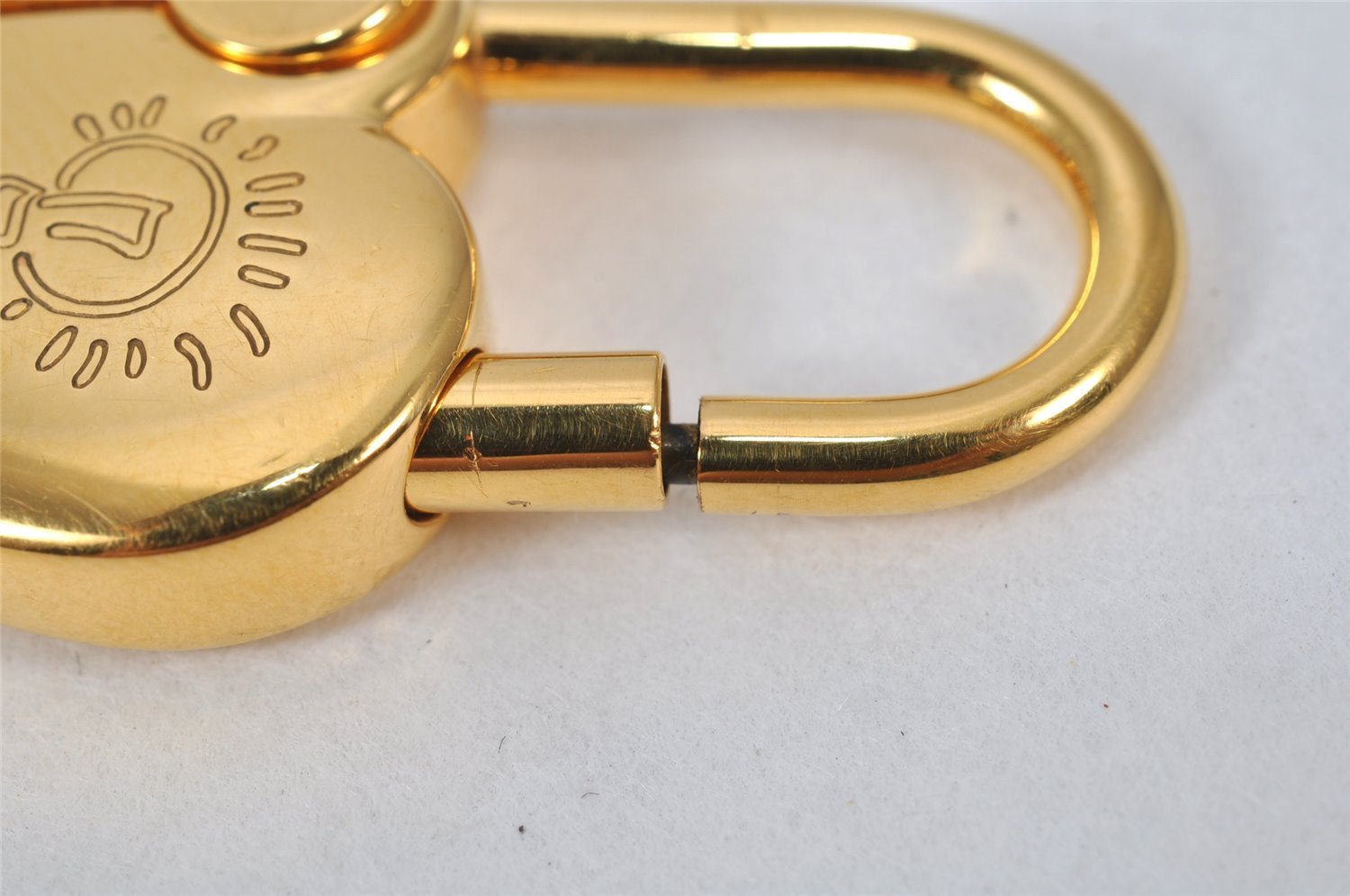 Authentic HERMES Cadena Padlock Le fantasie Heart Gold Plating Junk 4439K