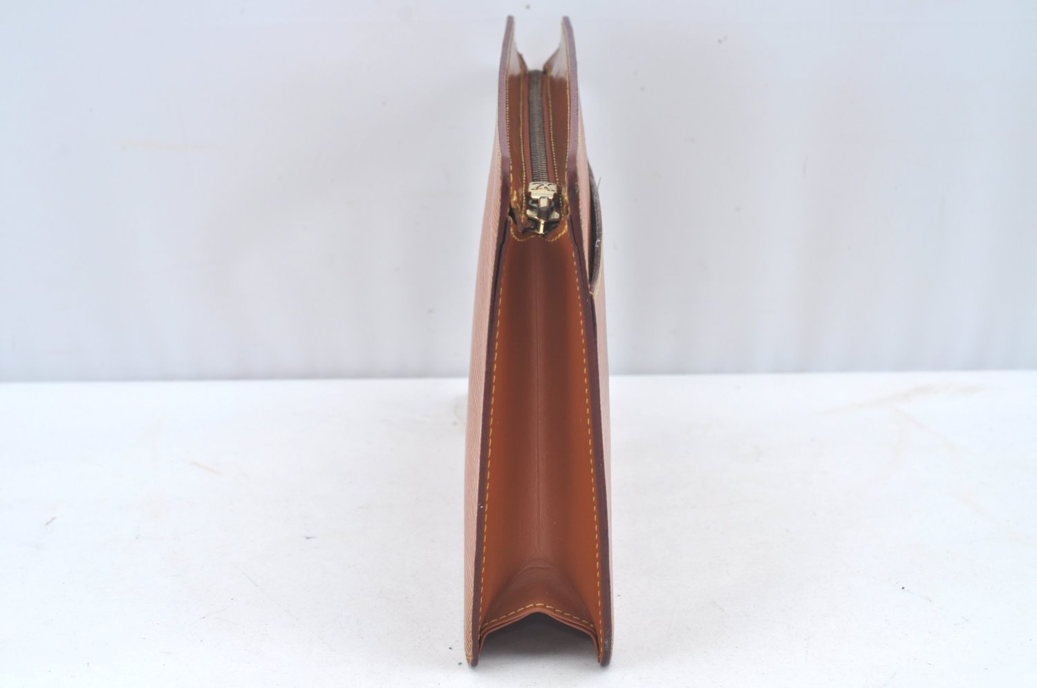 Authentic Louis Vuitton Epi Pochette Homme Clutch Hand Bag Brown M52528 LV 4440I