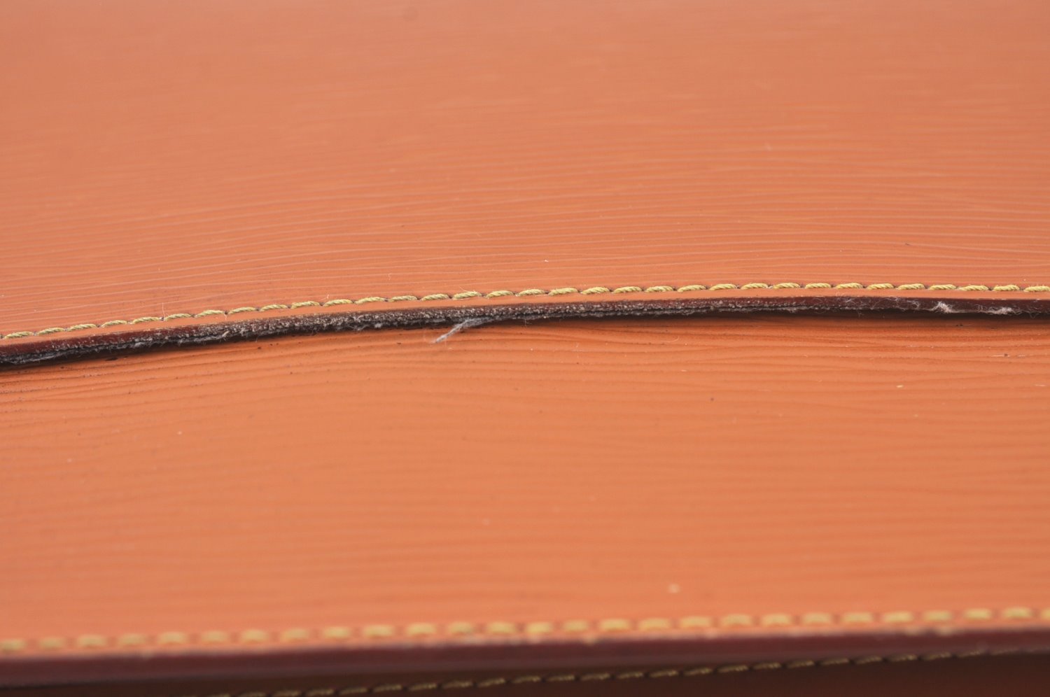 Authentic Louis Vuitton Epi Pochette Homme Clutch Hand Bag Brown M52528 LV 4440I