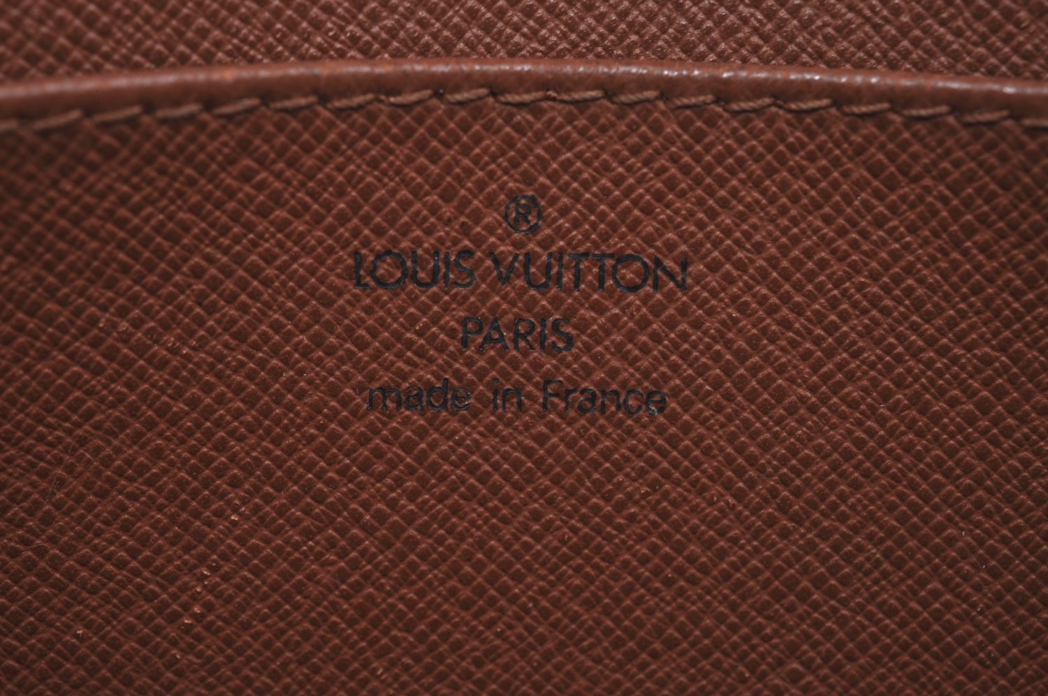 Authentic Louis Vuitton Epi Pochette Homme Clutch Hand Bag Brown M52528 LV 4440I