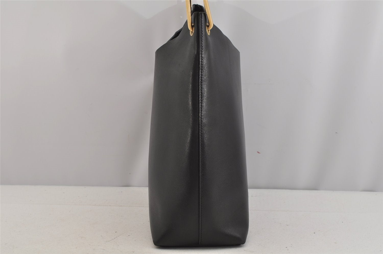 Authentic GUCCI Vintage Bamboo Shoulder Hand Bag Purse Leather Black 4440J