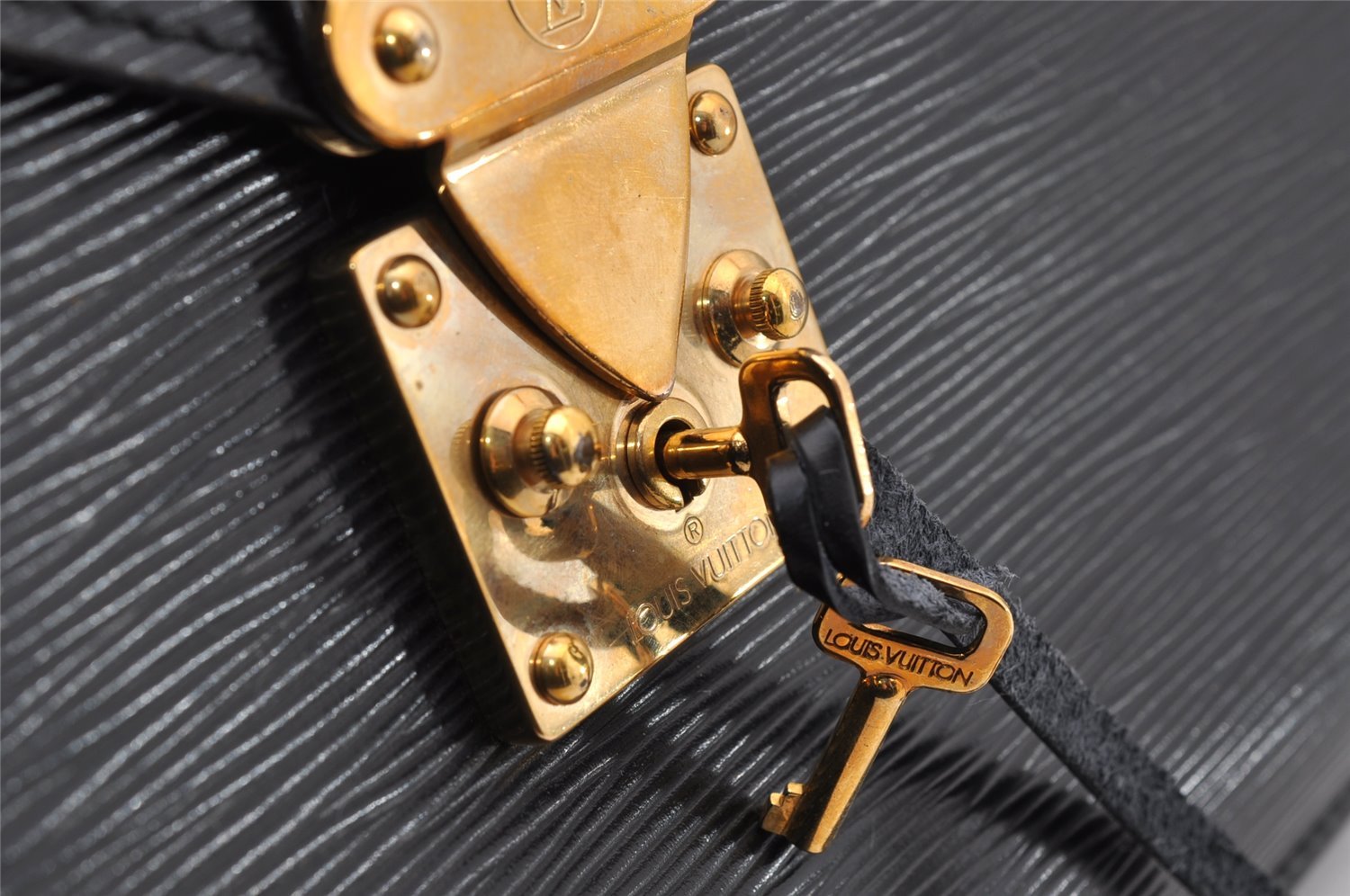 Authentic Louis Vuitton Epi Serviette Conseiller Briefcase Black M54422 LV 4443I