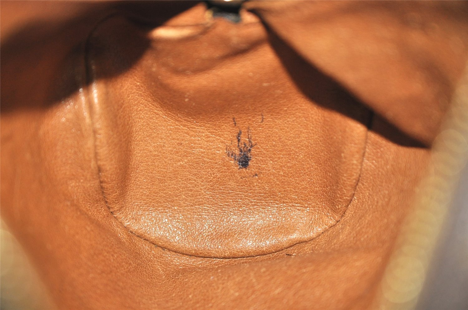 Authentic Louis Vuitton Monogram Papillon 30 Hand Bag Old Model LV 4444J