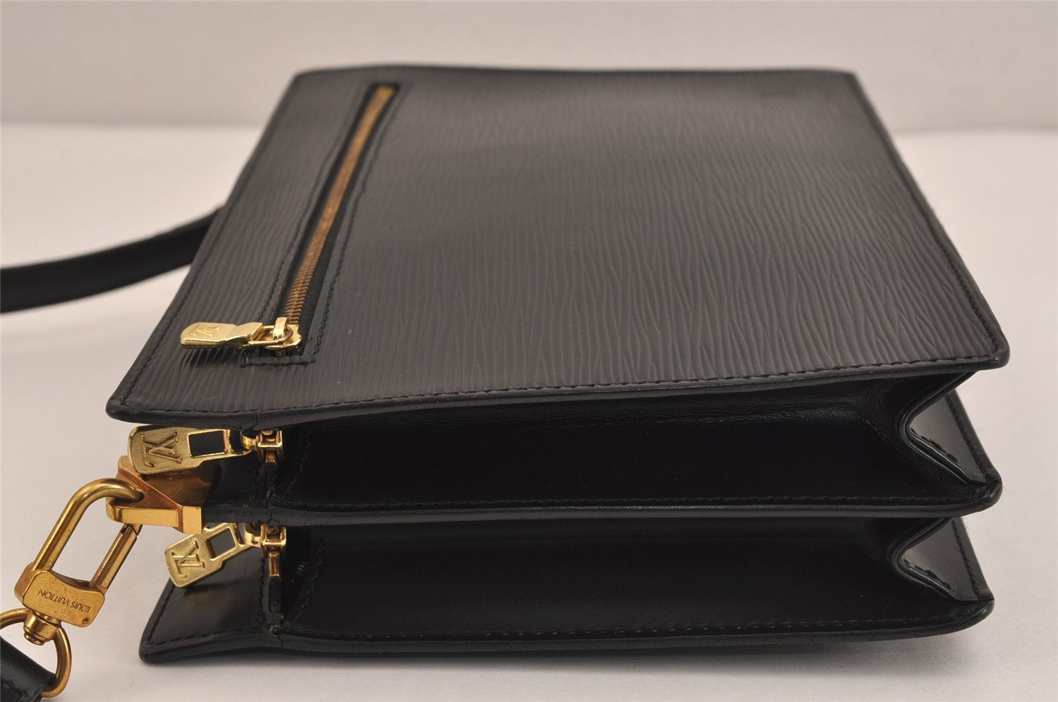 Authentic Louis Vuitton Epi Enghien 2Way Shoulder Clutch Bag M52112 Black 4445J