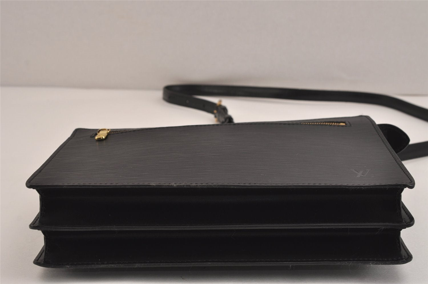 Authentic Louis Vuitton Epi Enghien 2Way Shoulder Clutch Bag M52112 Black 4445J