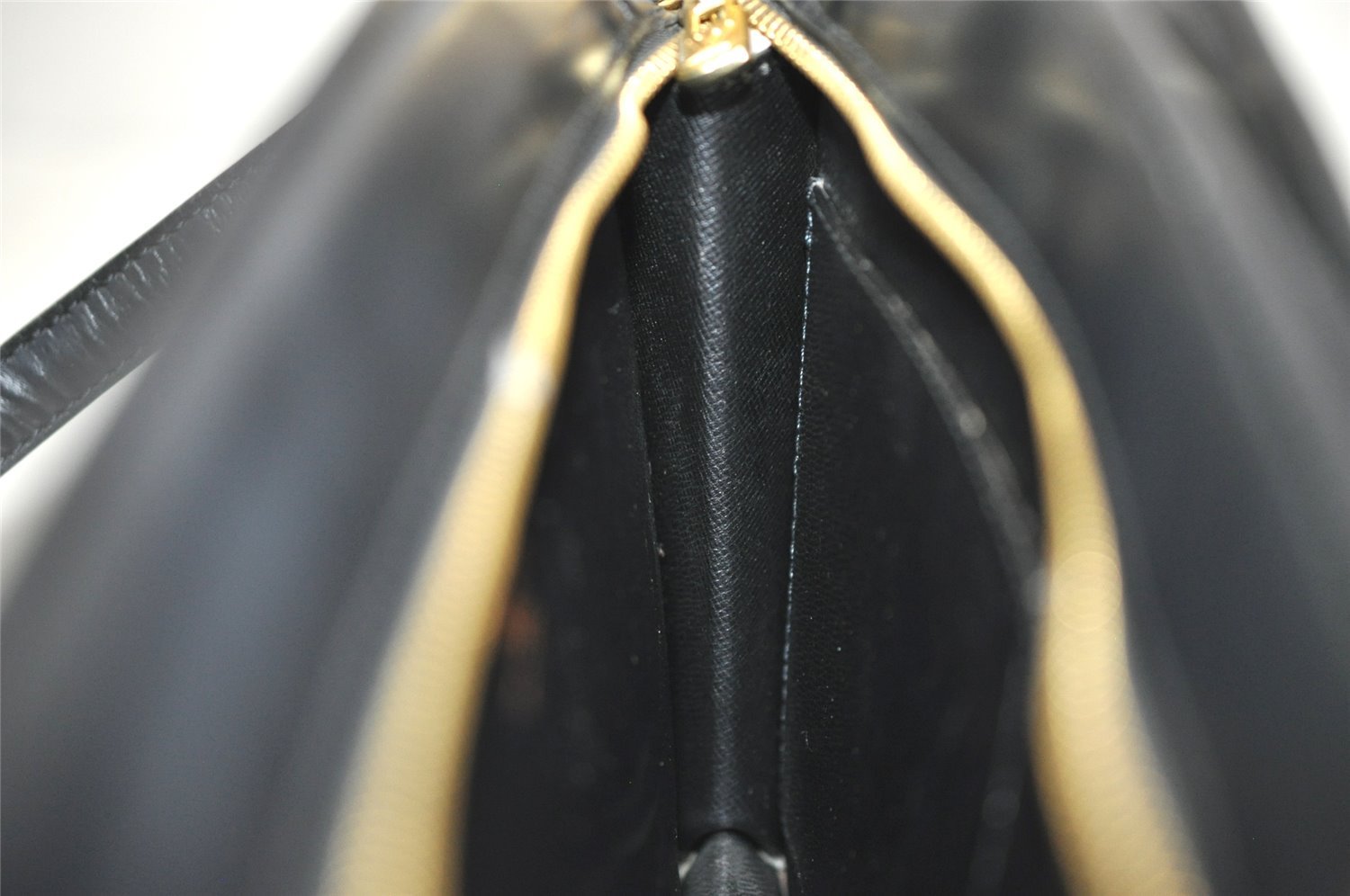 Authentic Louis Vuitton Epi Enghien 2Way Shoulder Clutch Bag M52112 Black 4445J