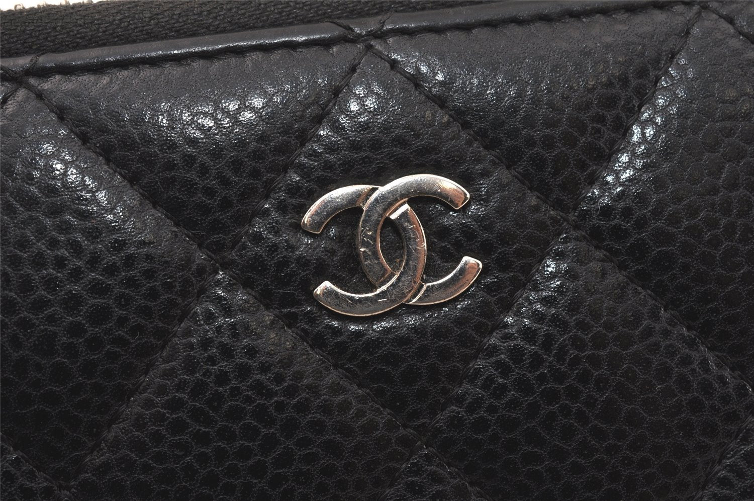 Authentic CHANEL Caviar Skin Matelasse Long Wallet Purse CC Logo Black 4446K