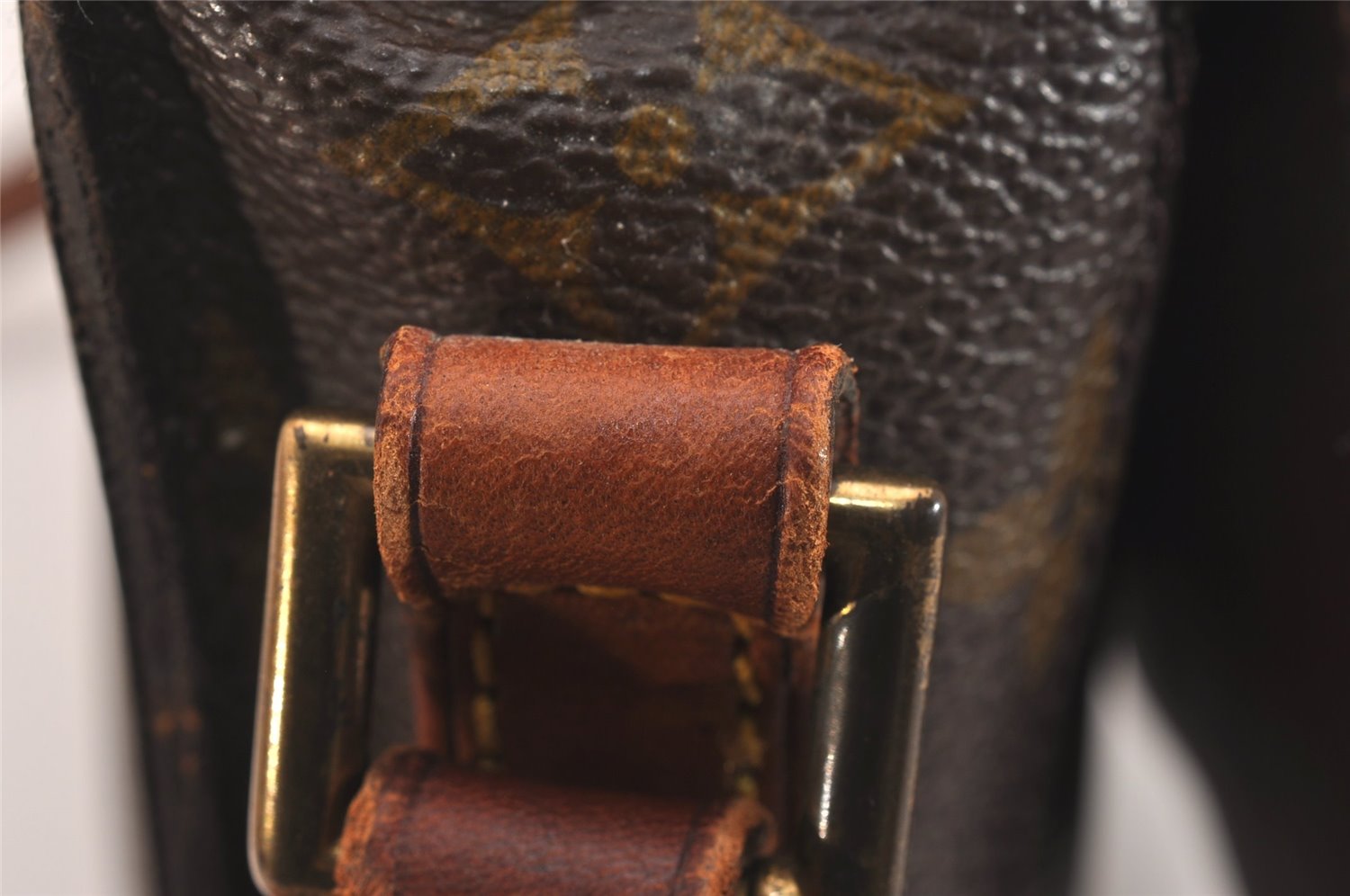 Authentic Louis Vuitton Monogram Saint Cloud MM M51243 Shoulder Cross Bag 4447J