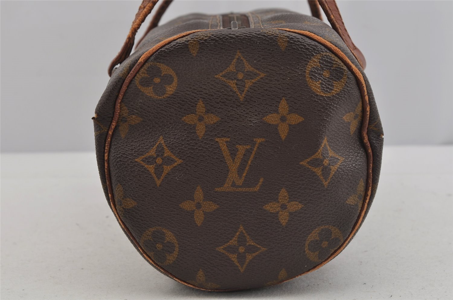 Authentic Louis Vuitton Monogram Papillon 26 Hand Bag Old Model LV 4448J