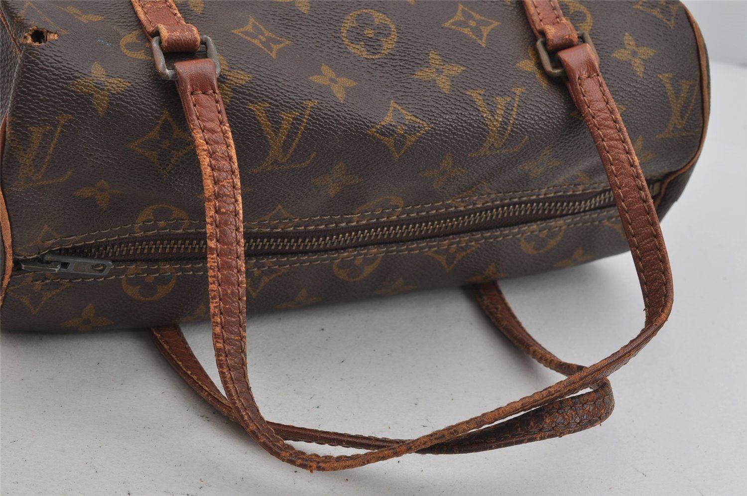 Authentic Louis Vuitton Monogram Papillon 26 Hand Bag Old Model LV 4448J