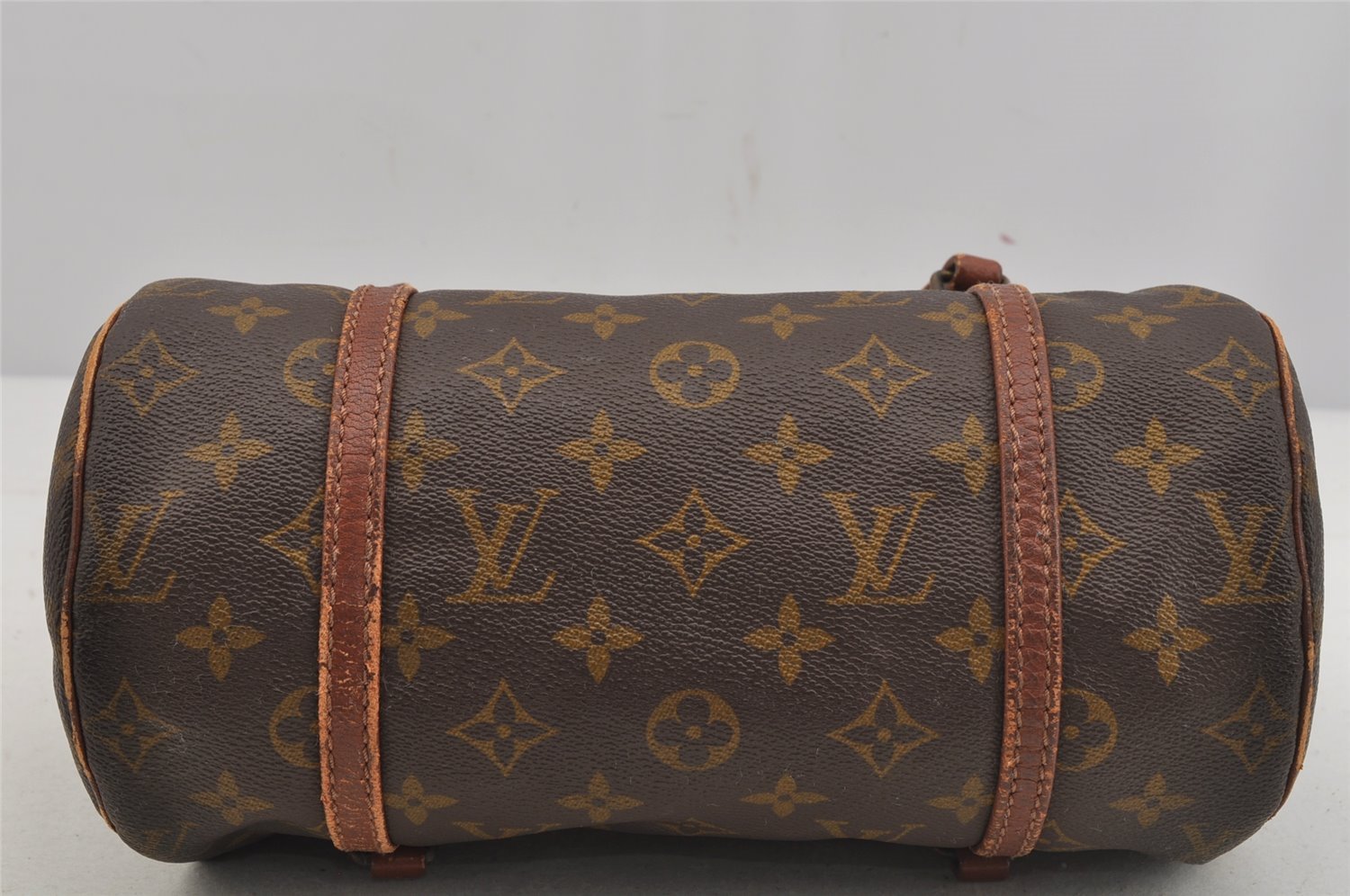 Authentic Louis Vuitton Monogram Papillon 26 Hand Bag Old Model LV 4448J