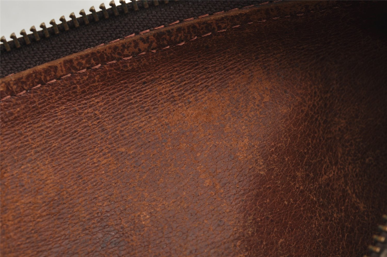 Authentic Louis Vuitton Monogram Papillon 26 Hand Bag Old Model LV 4448J