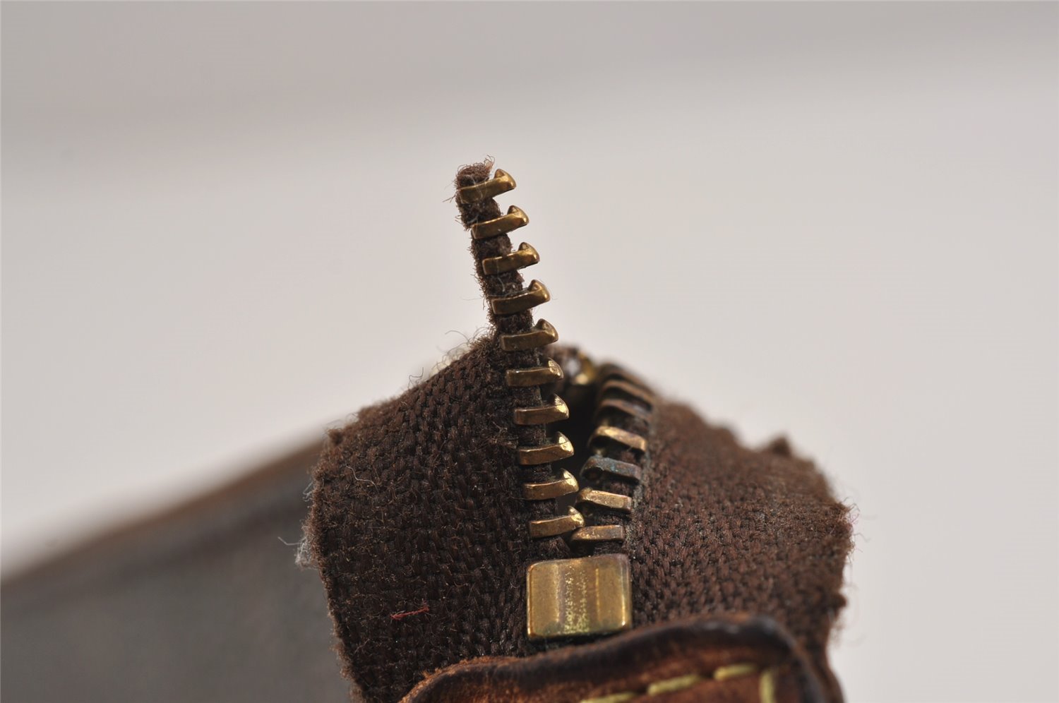 Authentic Louis Vuitton Monogram Pochette Accessoires Pouch M51980 Junk 4450J