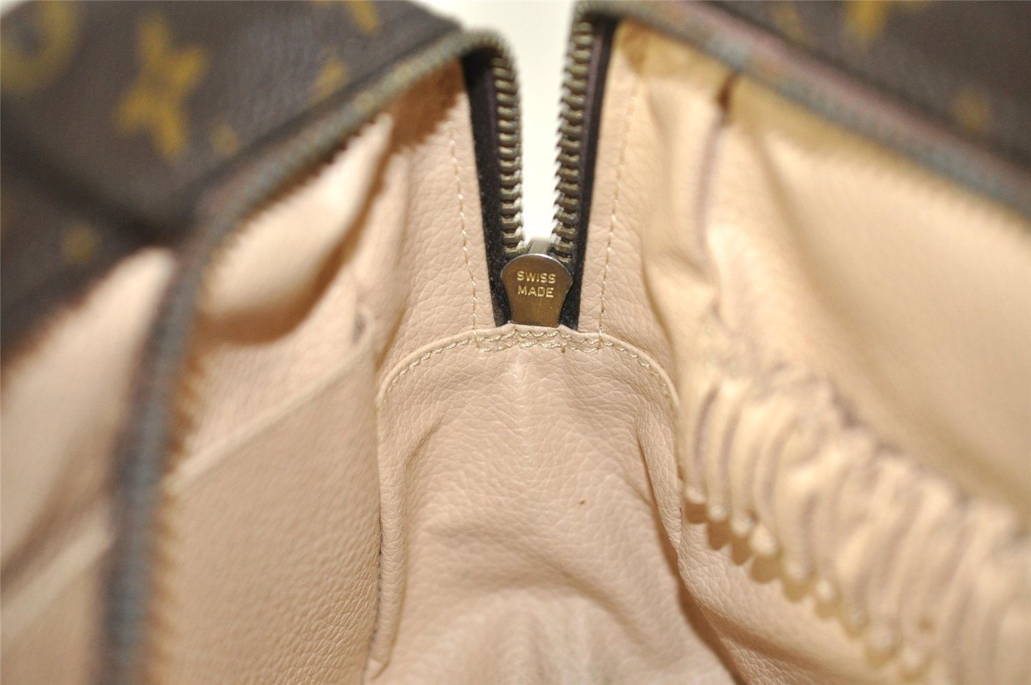 Auth Louis Vuitton Monogram Trousse Toilette 28 Clutch Bag M47522 Junk 4451I