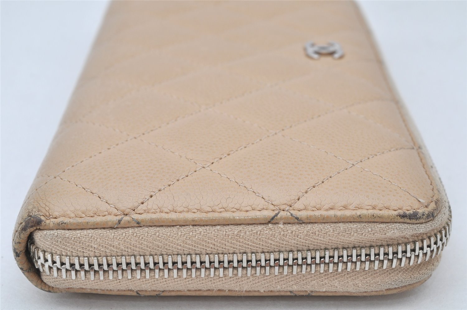 Authentic CHANEL Caviar Skin Matelasse Long Wallet Purse CC Logo Beige 4451K