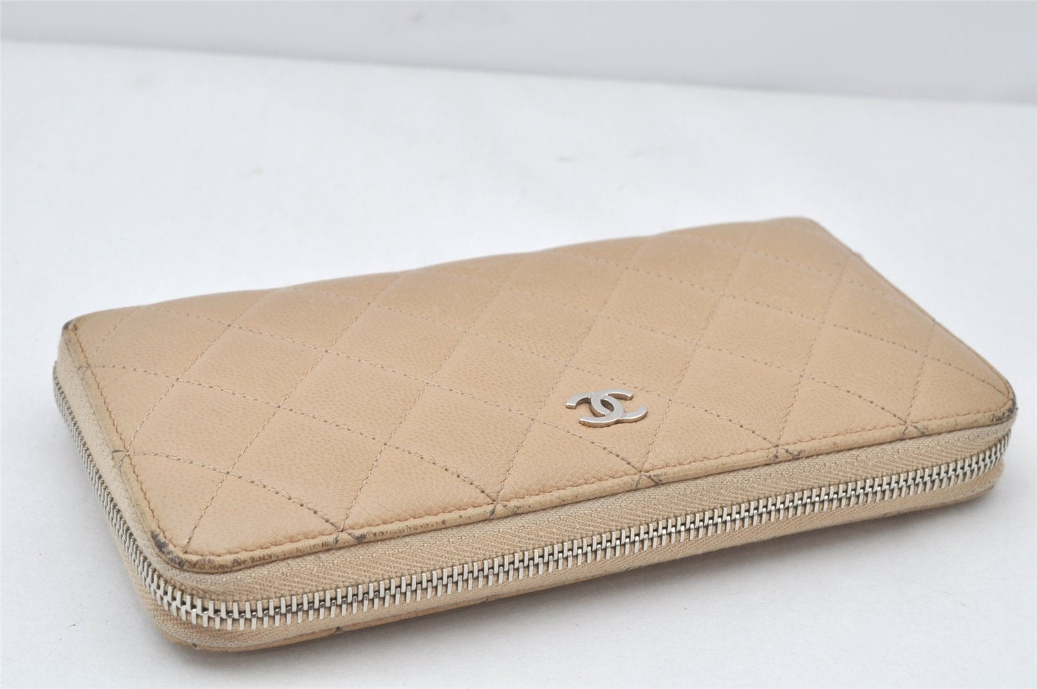 Authentic CHANEL Caviar Skin Matelasse Long Wallet Purse CC Logo Beige 4451K