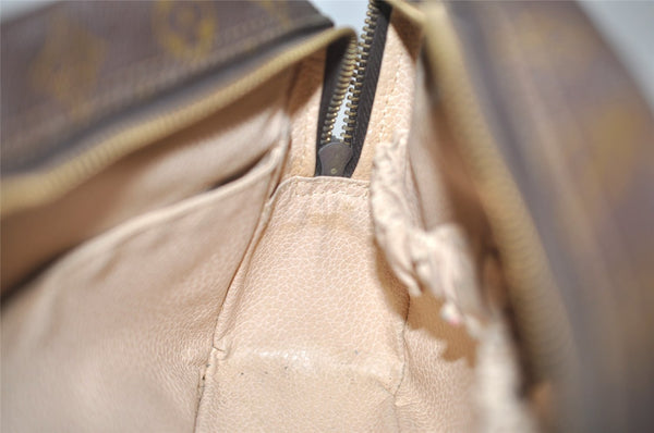 Auth Louis Vuitton Monogram Trousse Toilette 28 Clutch Hand Bag Old Model 4454I