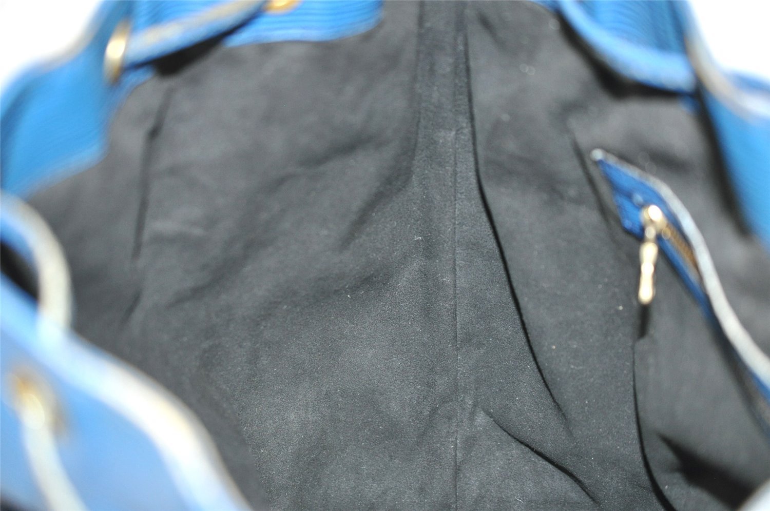 Authentic Louis Vuitton Epi Noe Shoulder Drawstring Bag Blue M44005 LV 4455J