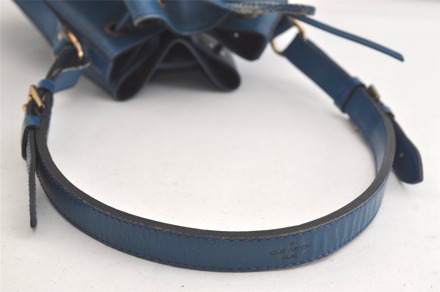 Authentic Louis Vuitton Epi Petit Noe Shoulder Drawstring Bag M44105 Blue 4457K