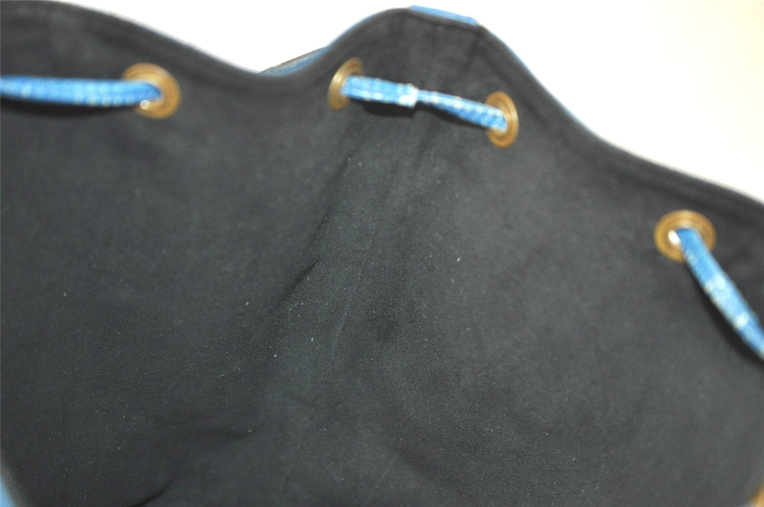 Authentic Louis Vuitton Epi Petit Noe Shoulder Drawstring Bag M44105 Blue 4457K