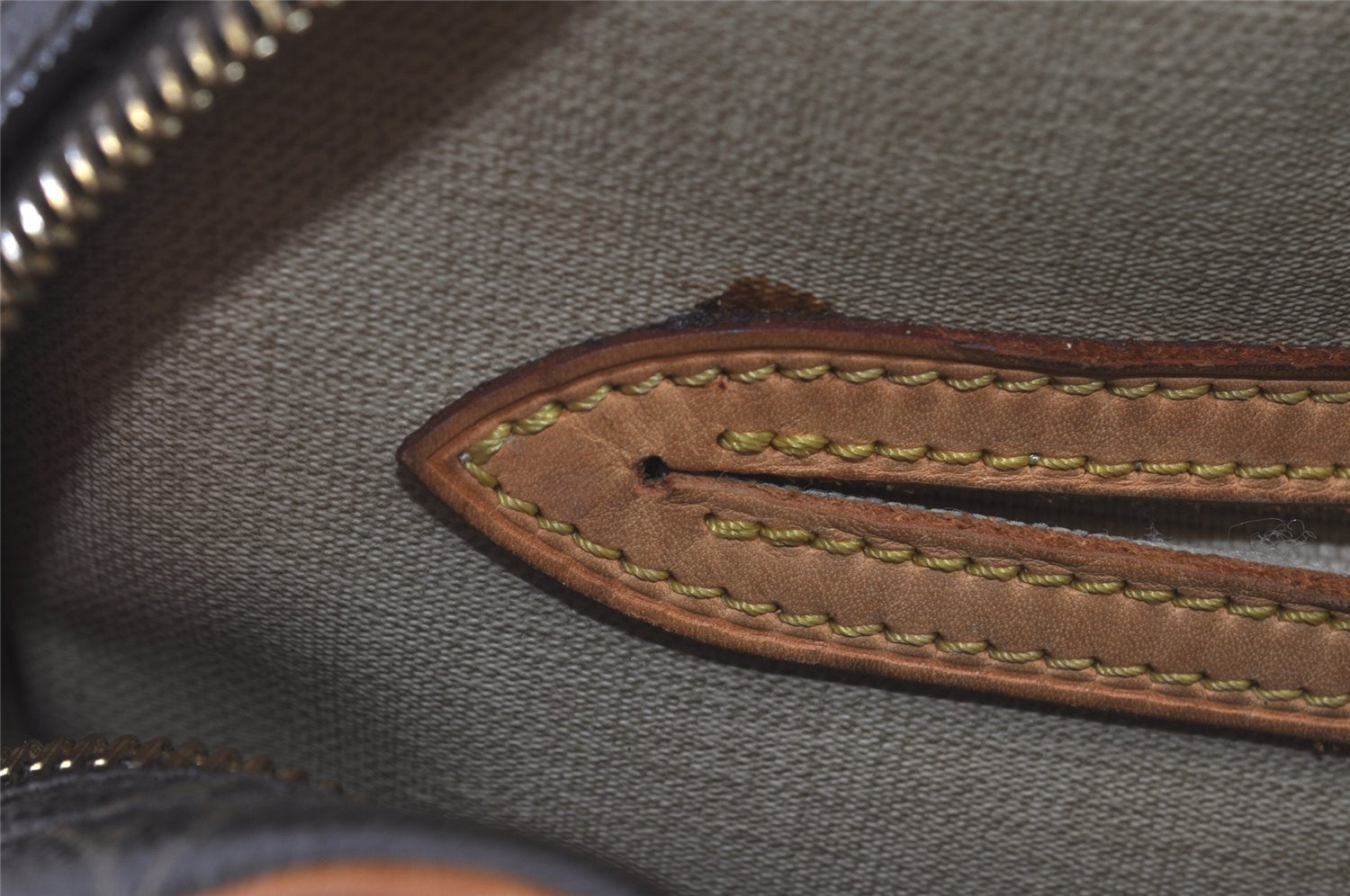 Authentic Louis Vuitton Monogram Reporter PM Shoulder Cross Bag M45254 LV 4459I