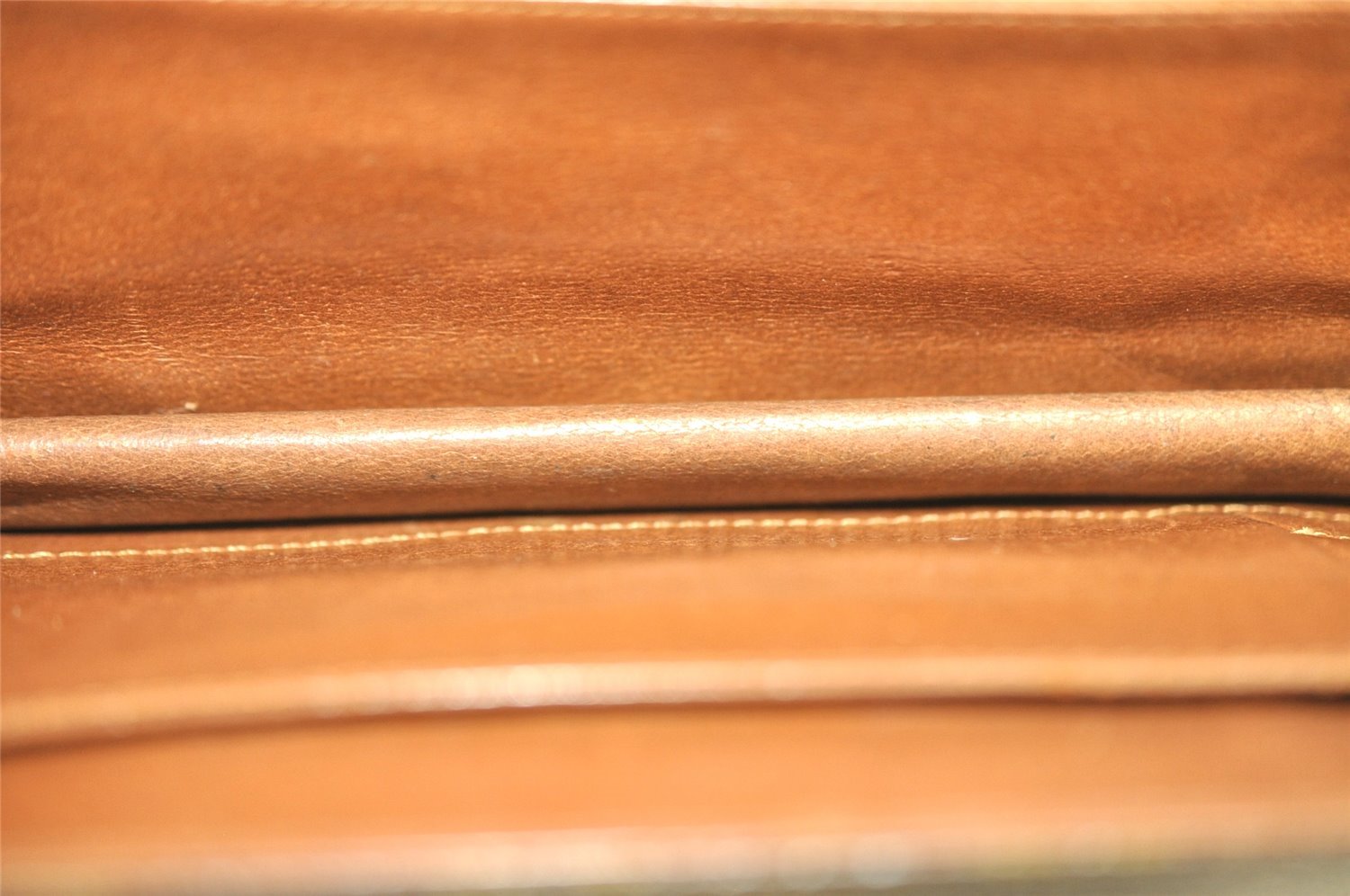 Authentic Louis Vuitton Monogram Pochette Dame PM Clutch Bag Old Model LV 4462I