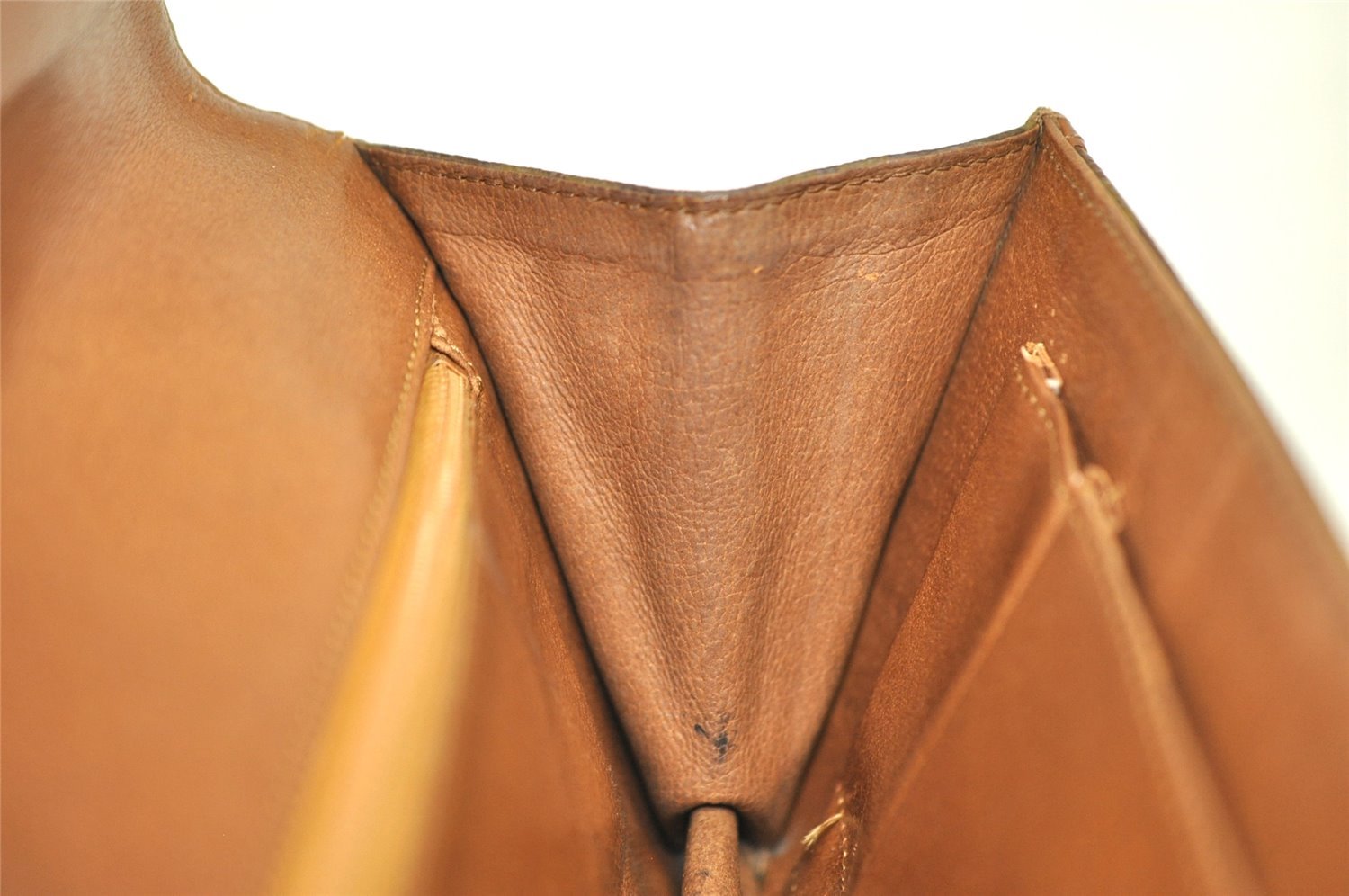 Authentic Louis Vuitton Monogram Pochette Dame PM Clutch Bag Old Model LV 4462I