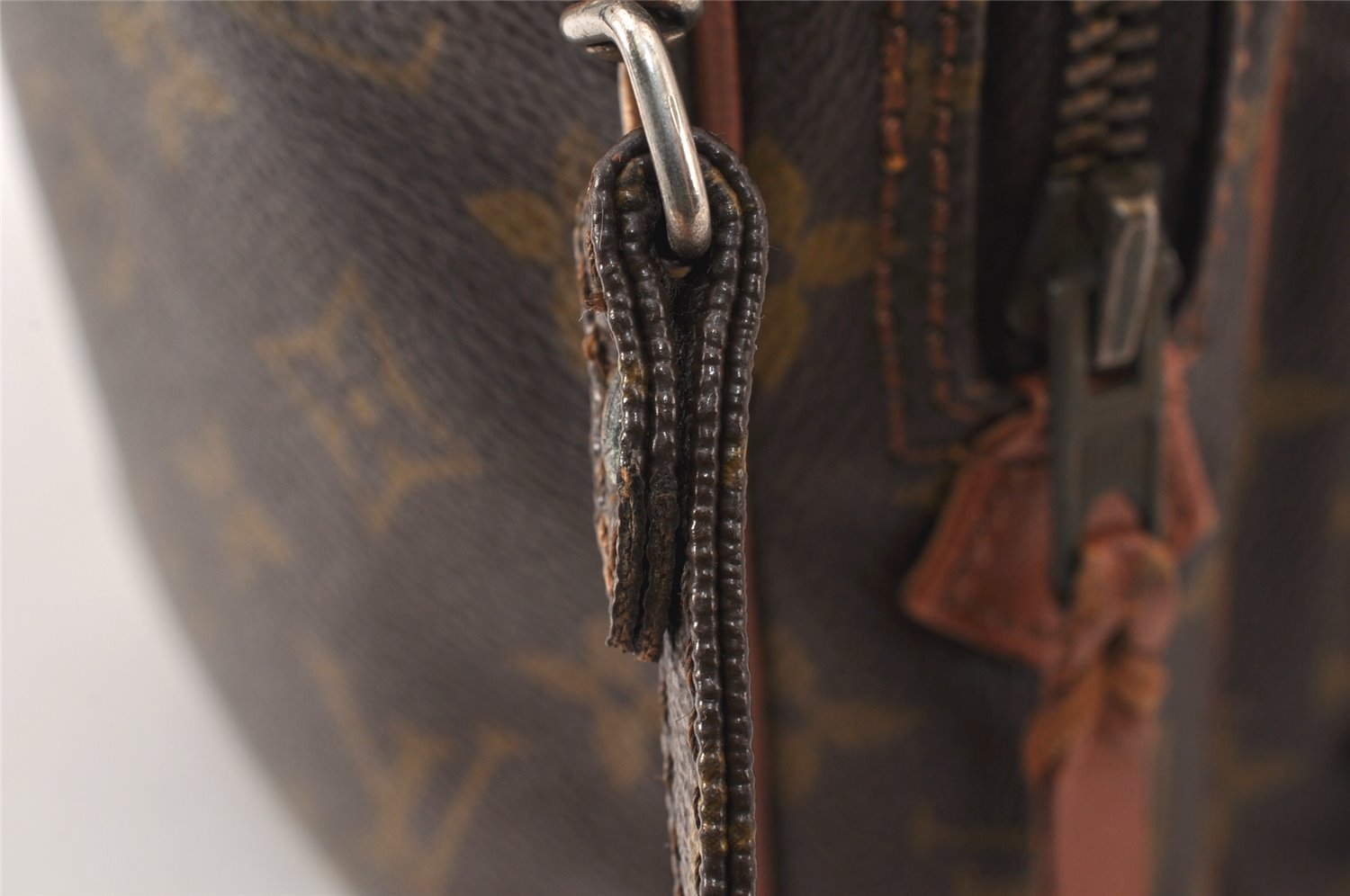 Authentic Louis Vuitton Monogram Amazone Shoulder Cross Body Bag Old Model 4464K