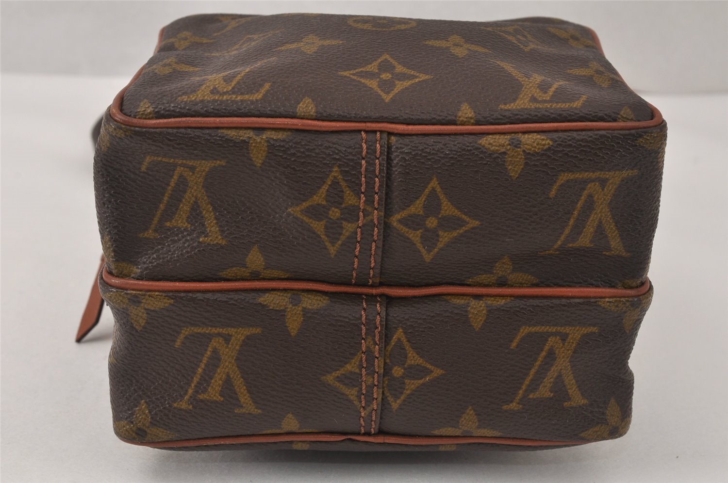 Authentic Louis Vuitton Monogram Amazone Shoulder Cross Body Bag Old Model 4464K