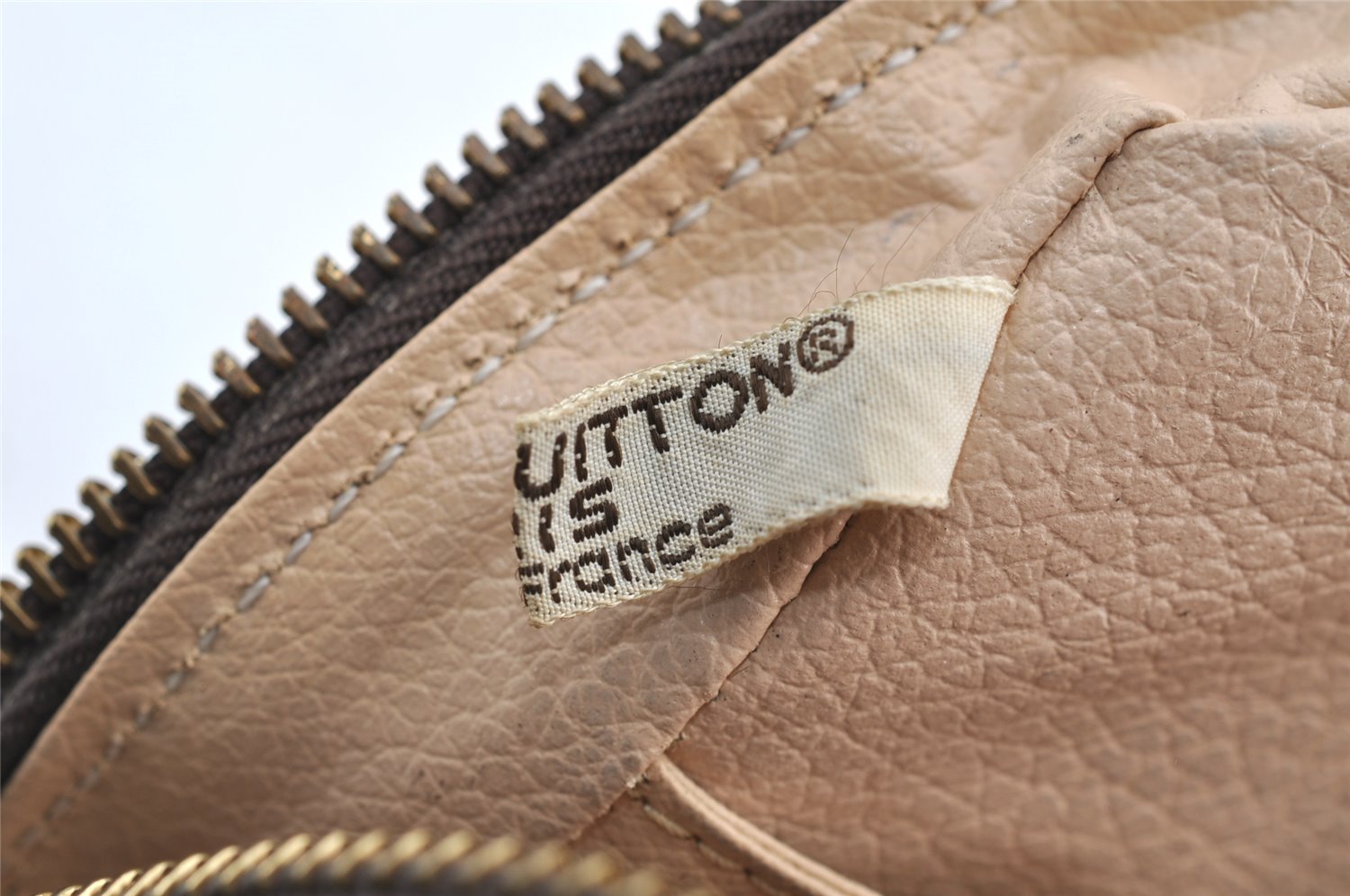 Auth Louis Vuitton Monogram Trousse Toilette 23 Clutch Hand Bag M47524 LV 4465I