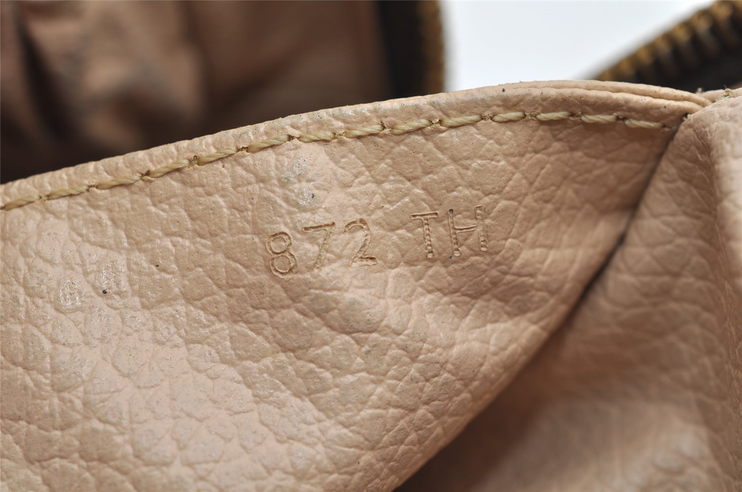 Auth Louis Vuitton Monogram Trousse Toilette 23 Clutch Hand Bag M47524 LV 4465I