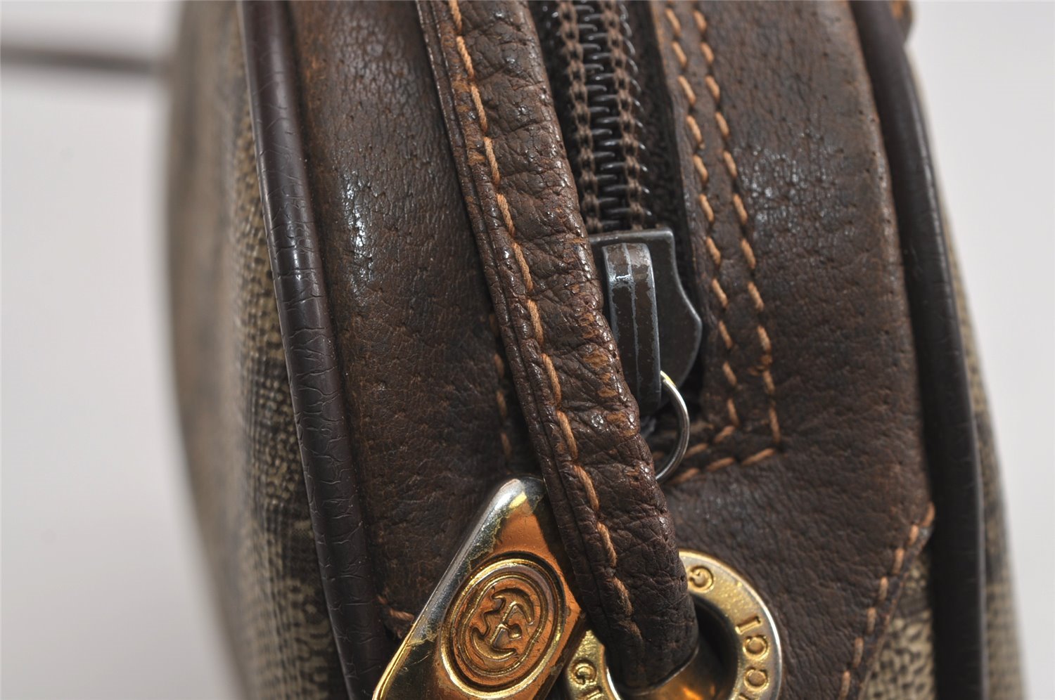 Authentic GUCCI Web Sherry Line Shoulder Bag GG PVC Leather Brown Junk 4467J
