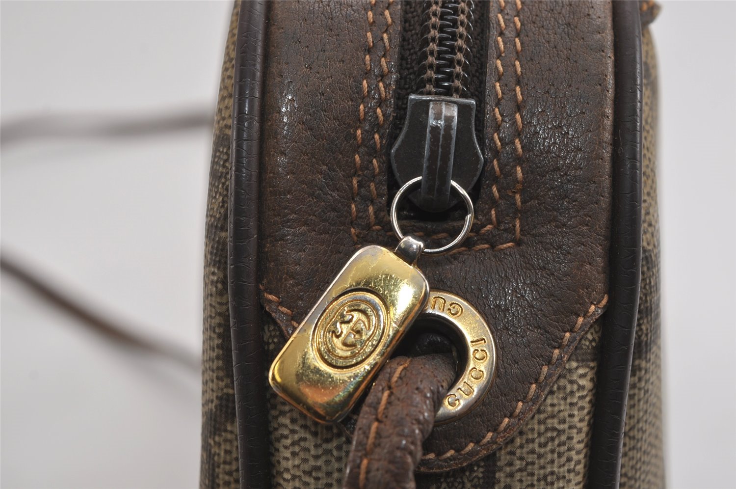 Authentic GUCCI Web Sherry Line Shoulder Bag GG PVC Leather Brown Junk 4467J
