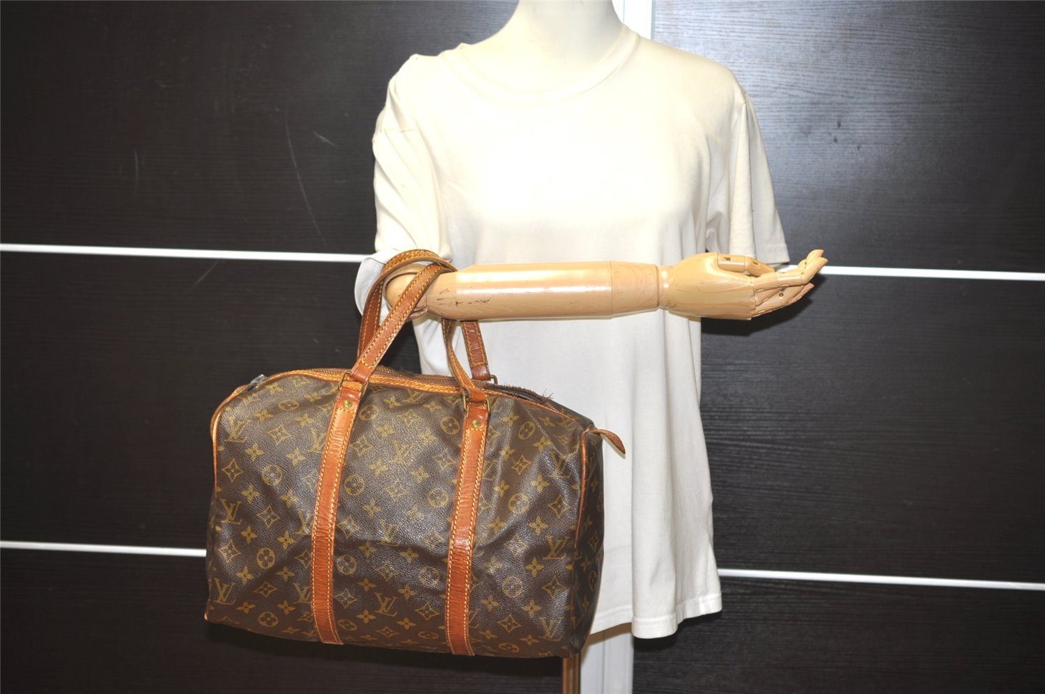 Authentic Louis Vuitton Monogram Sac Souple 35 Boston Bag Old Model Junk 4471I
