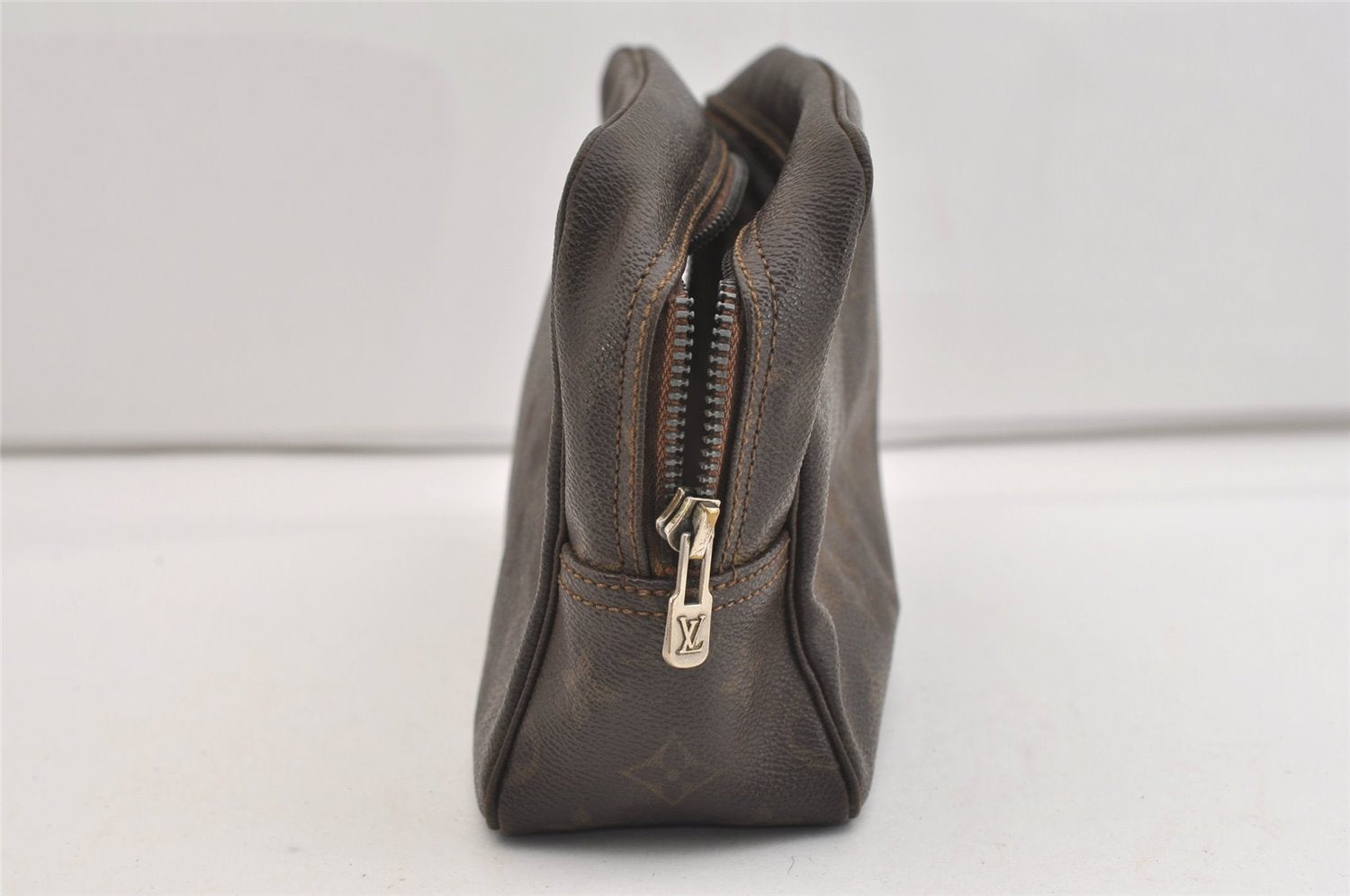 Auth Louis Vuitton Monogram Trousse Toilette 28 Clutch Bag M47522 LV Junk 4477J