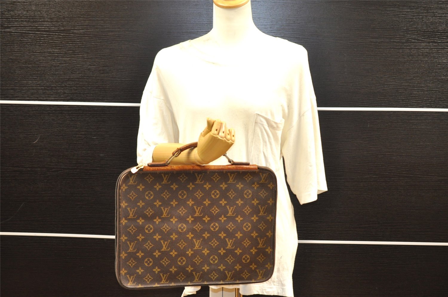 Auth Louis Vuitton Monogram Poche Documents Poignee Document Case Junk 4478I