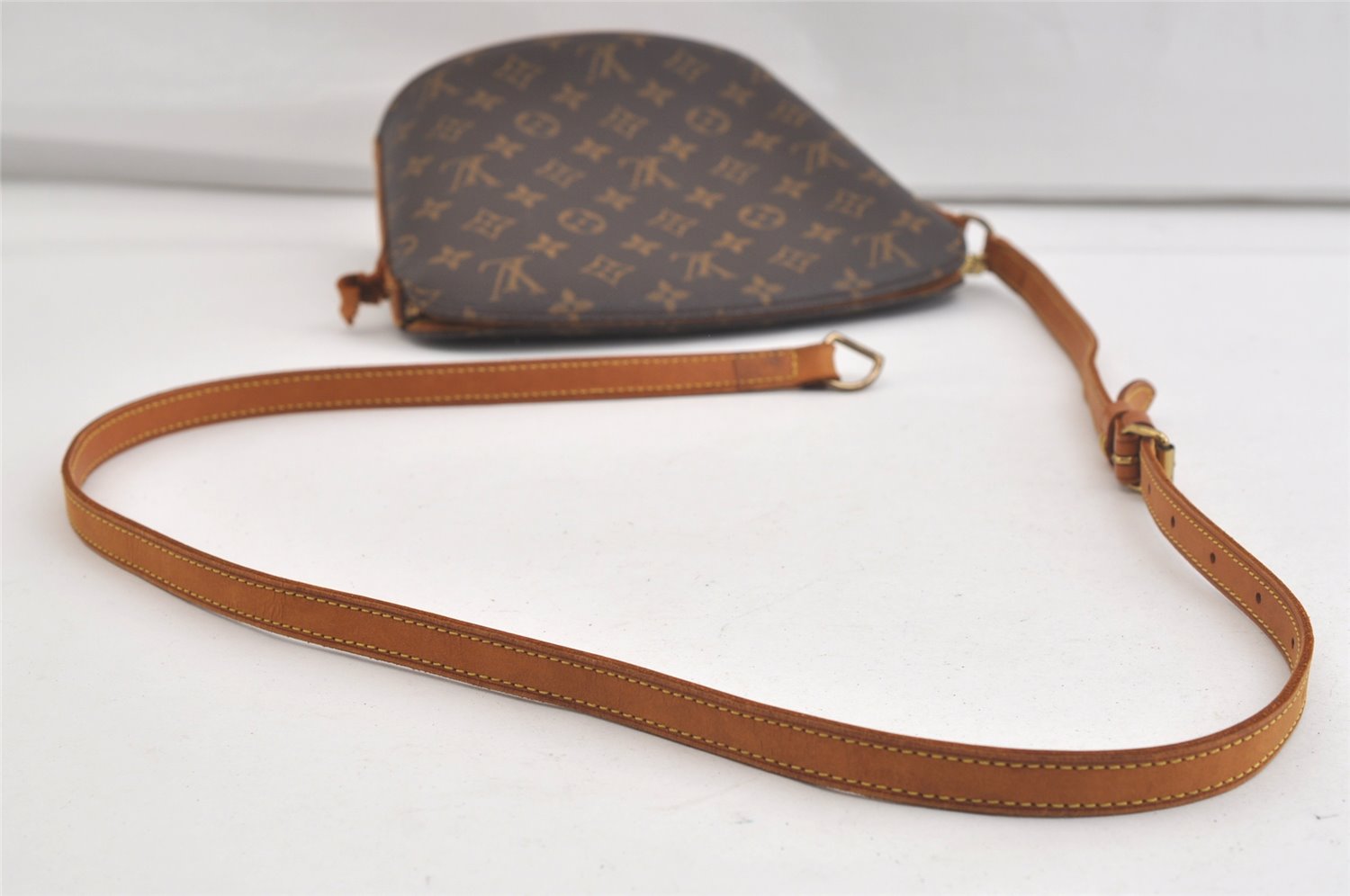 Authentic Louis Vuitton Monogram Drouot Shoulder Cross Bag M51290 Junk 4478K