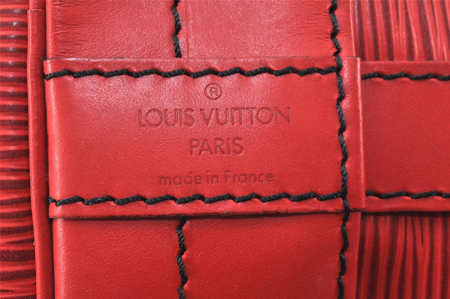 Authentic Louis Vuitton Epi Noe Shoulder Drawstring Bag Red M44007 LV 4481K