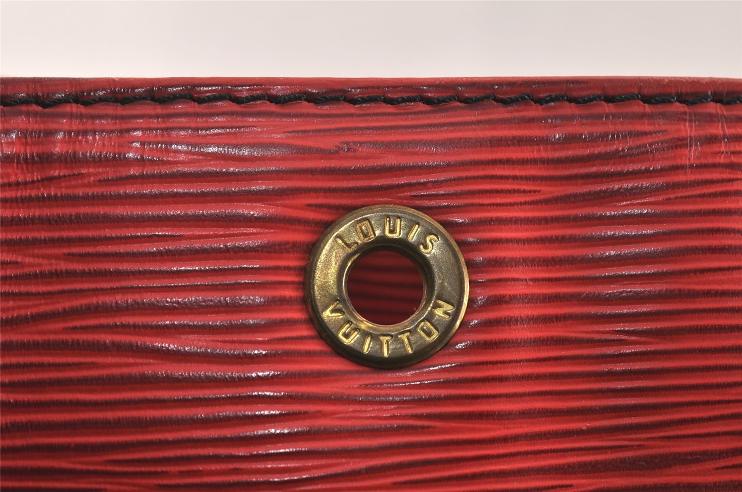 Authentic Louis Vuitton Epi Noe Shoulder Drawstring Bag Red M44007 LV 4481K