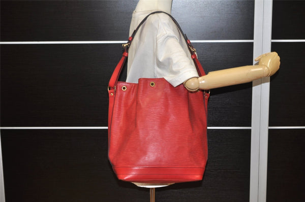 Authentic Louis Vuitton Epi Noe Shoulder Drawstring Bag Red M44007 LV 4481K