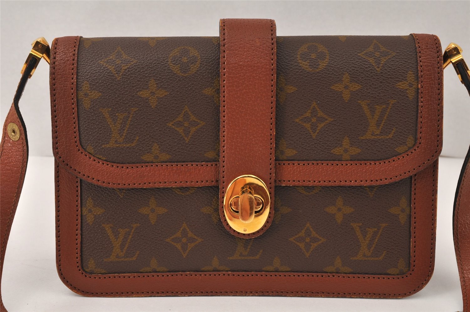 Authentic Louis Vuitton Monogram Sac Vendome Shoulder Cross Bag Old Model 4482K