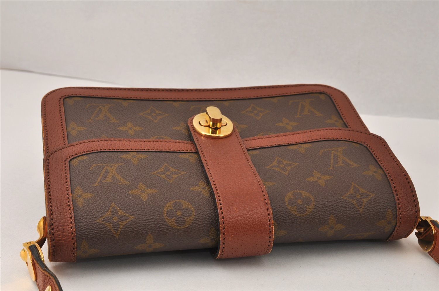 Authentic Louis Vuitton Monogram Sac Vendome Shoulder Cross Bag Old Model 4482K