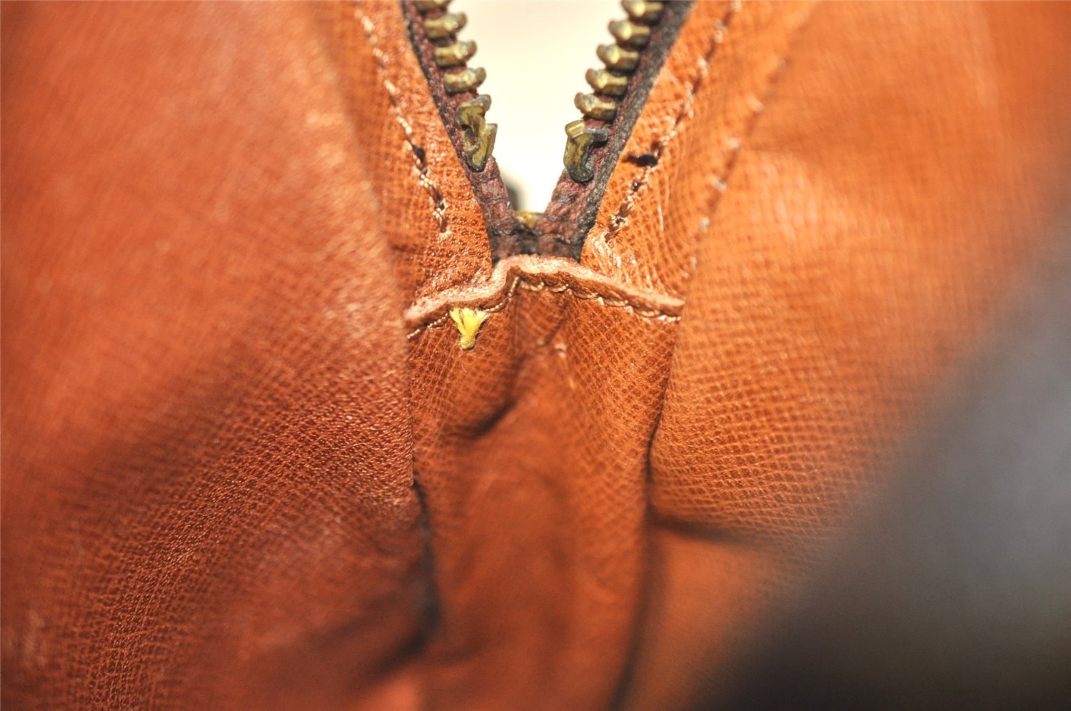 Auth Louis Vuitton Monogram Mini Poche Danube Shoulder Bag M45268 LV Junk 4497I