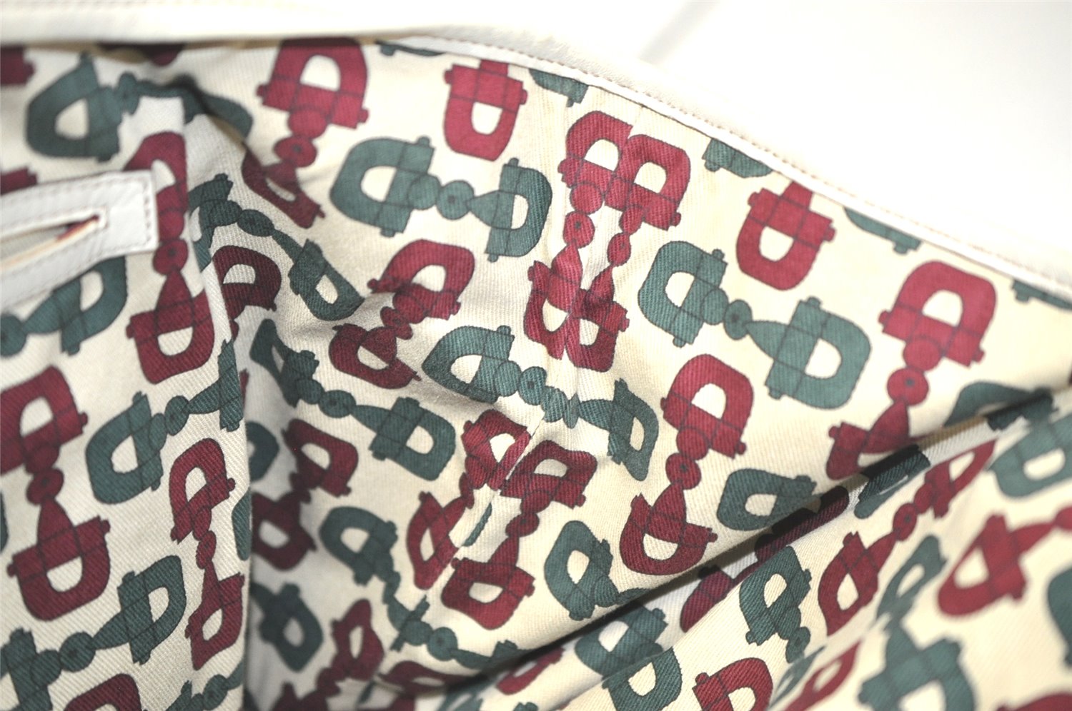 Authentic GUCCI Guccissima Shoulder Tote Bag GG Leather 197953 White 4497K