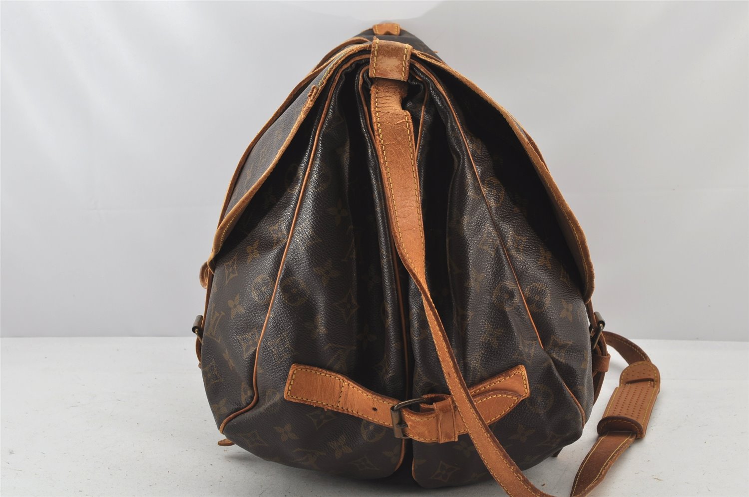 Authentic Louis Vuitton Monogram Saumur 43 Shoulder Cross Bag M42252 LV 4503K