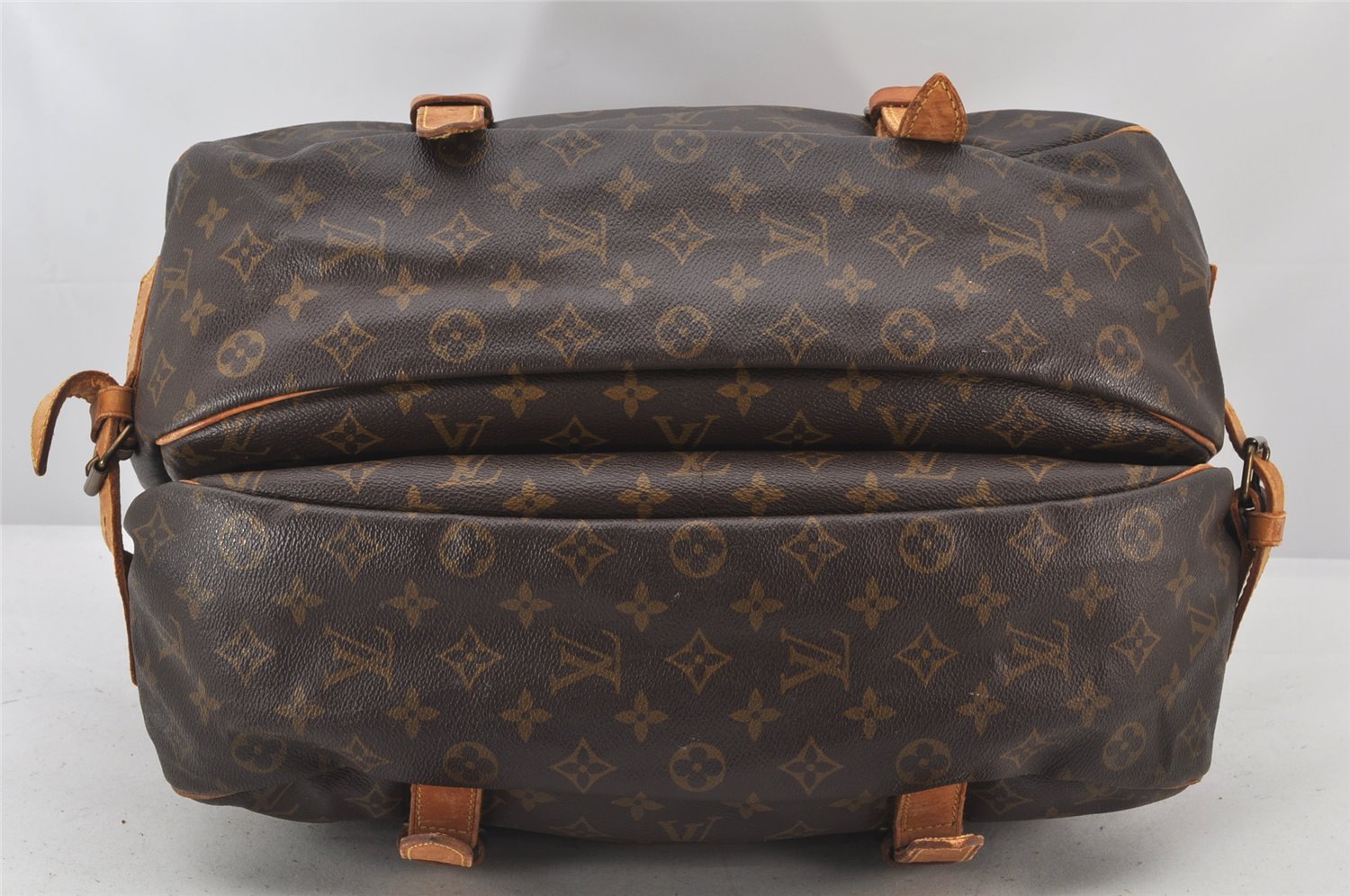 Authentic Louis Vuitton Monogram Saumur 43 Shoulder Cross Bag M42252 LV 4503K