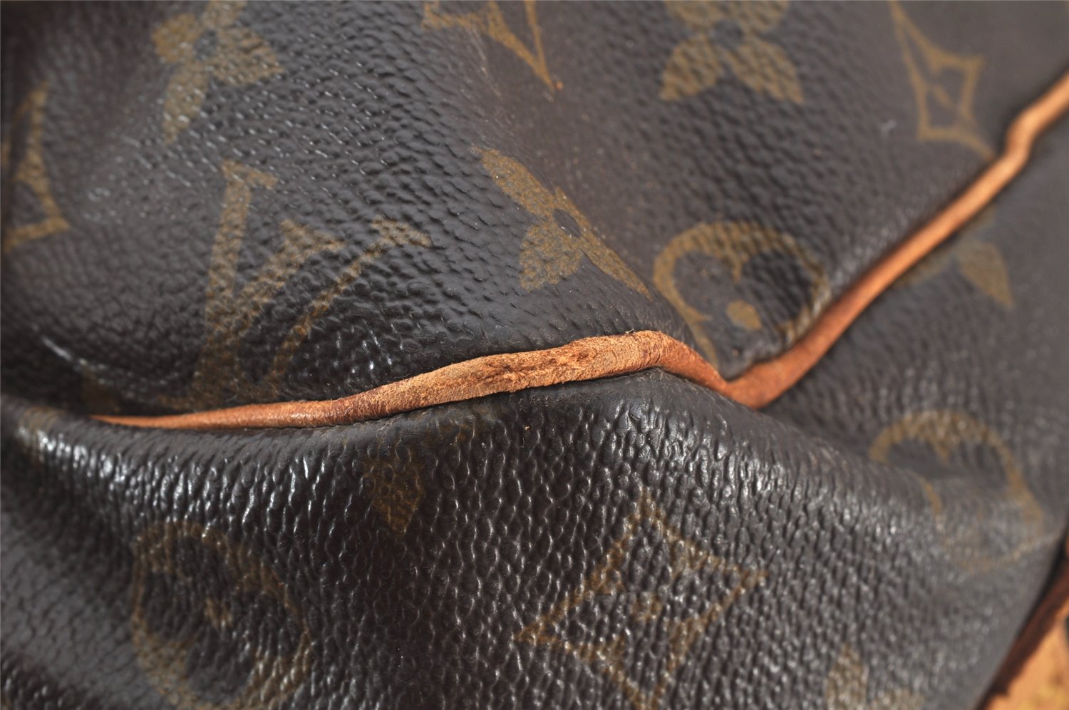 Authentic Louis Vuitton Monogram Saumur 43 Shoulder Cross Bag M42252 LV 4503K